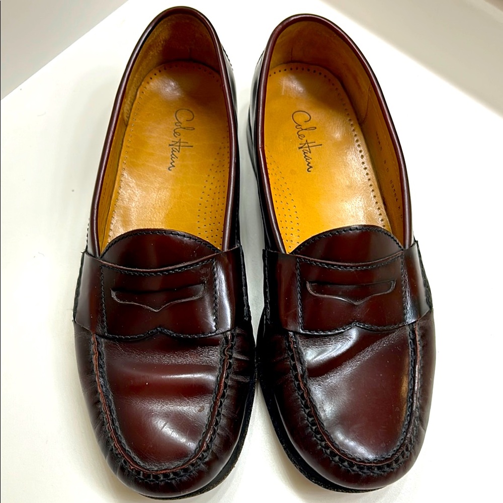 Men’s Cole Haan penny loafers, size 9 D in burgundy